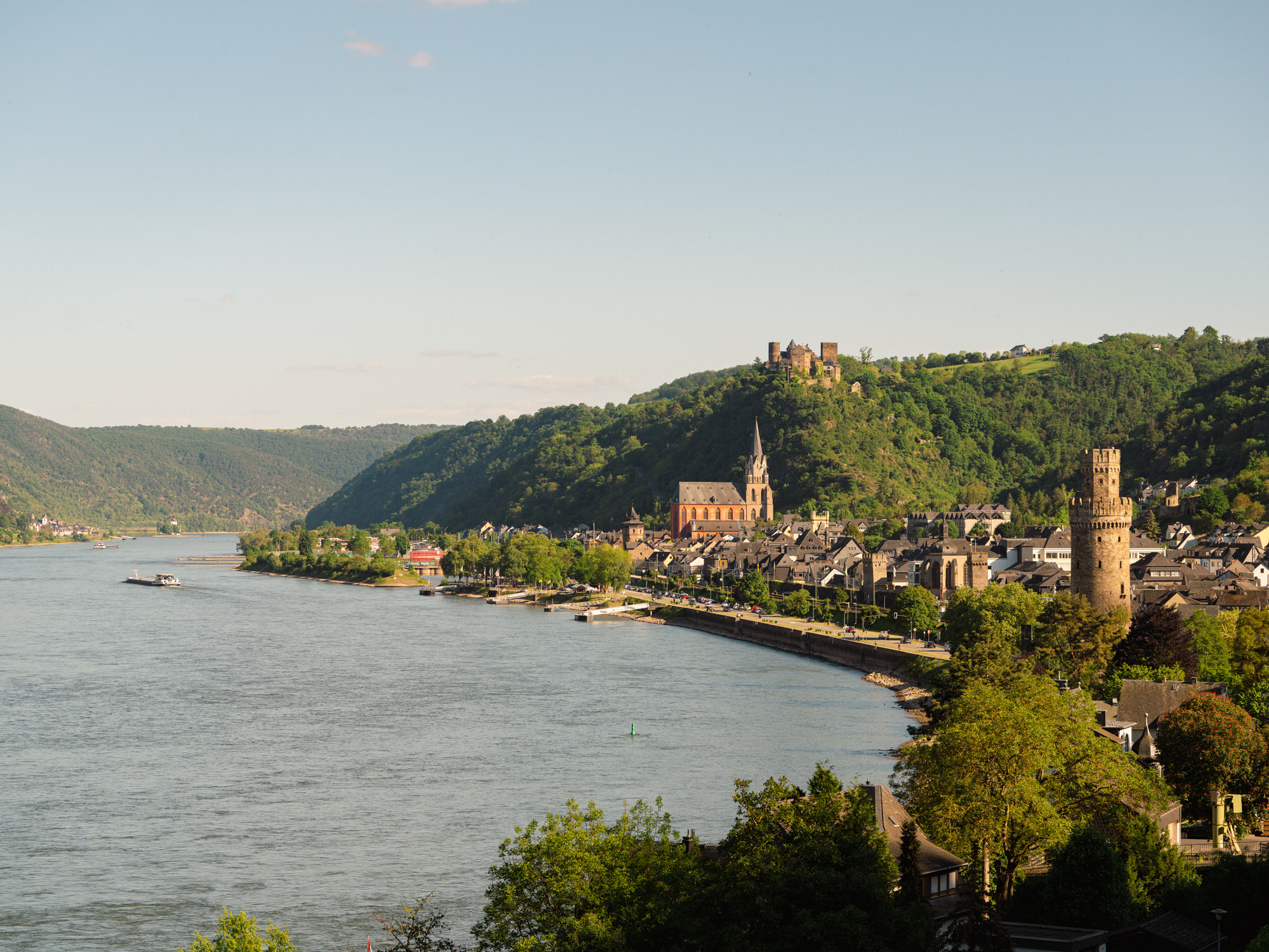 Oberwesel am Rhein im Abendlicht
